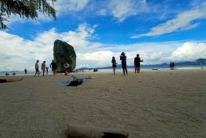 Phuket: Passeio privativo de lancha rápida em 4 ilhas