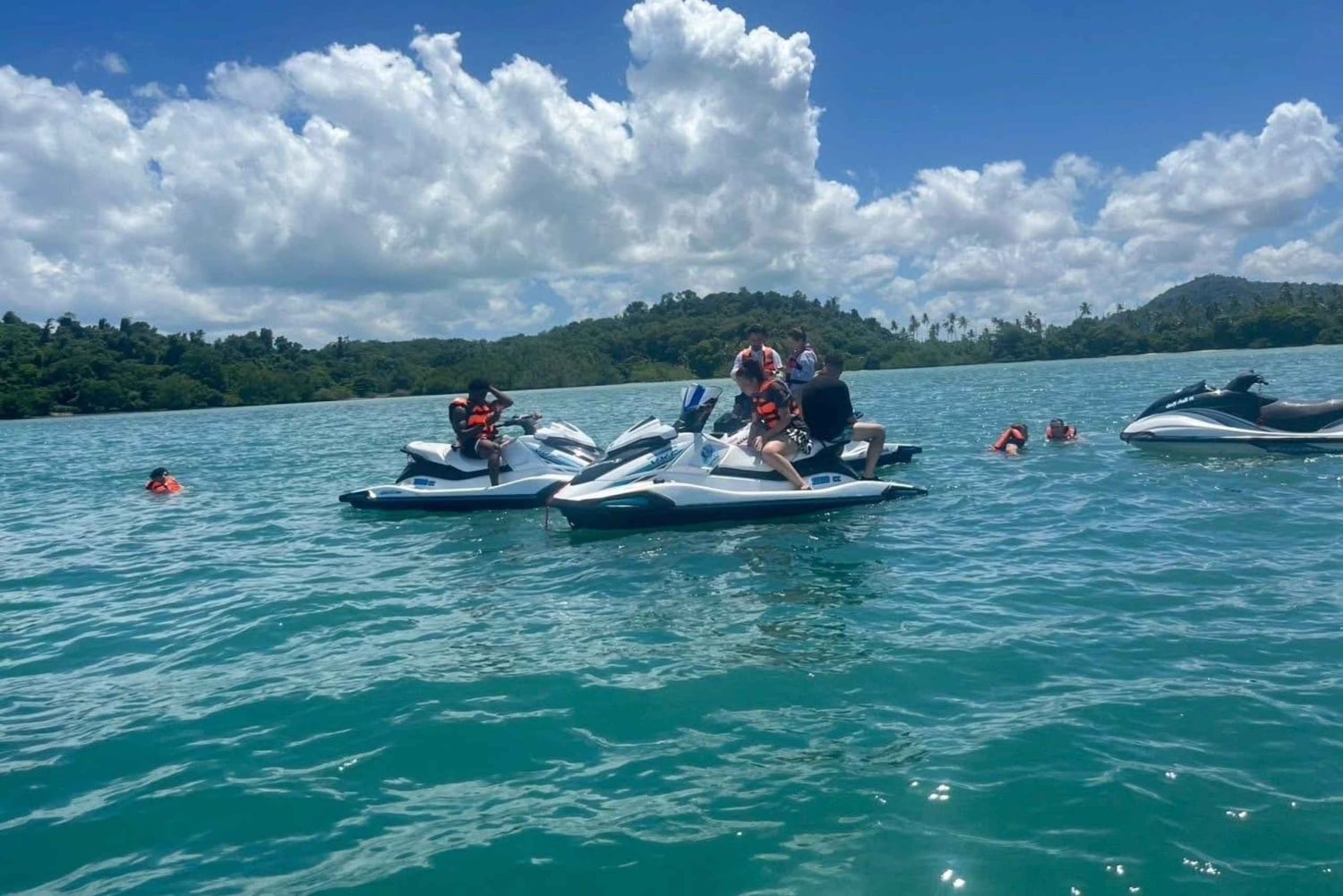 Phuket: Jetski-tur til 7 øer med frokost og transport