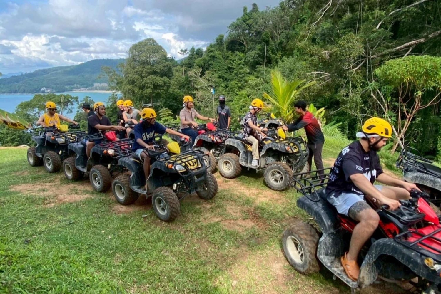 فوكيت: مغامرة مركبة طرق وعرة وحديقة الطيور في فوريست فيو بيغ بوذا