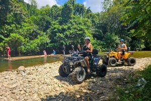 푸켓: 대나무 뗏목, ATV 및 바다거북 프라이빗 투어 카오락