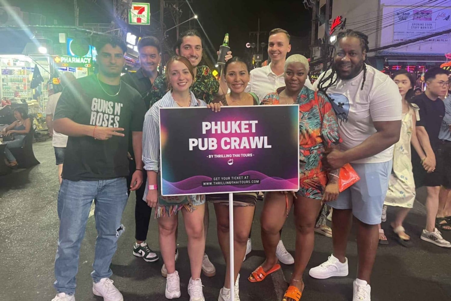 Phuket: Bar Crawl Tour