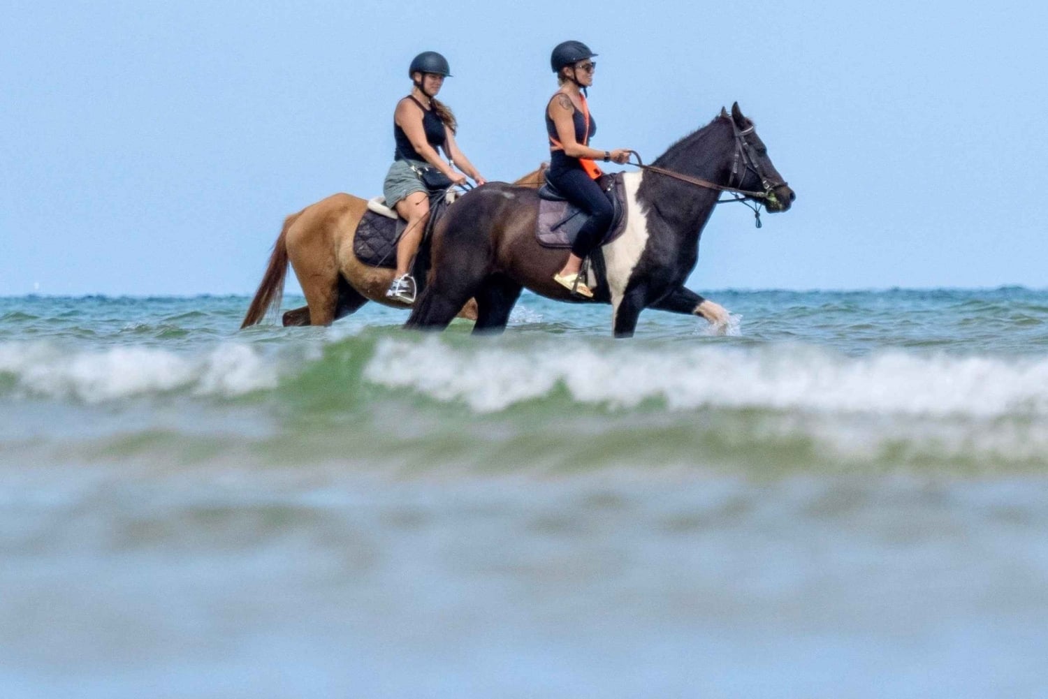 Avventura a cavallo sulla spiaggia di Phuket