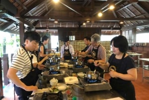 Phuket - Blue Elephant Thai Cooking Class med markedstur