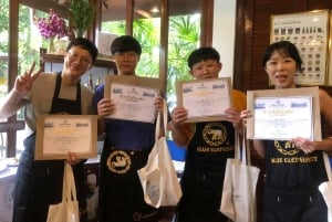 プーケット - ブルー エレファントのタイ料理教室と市場ツアー