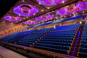 Phuket: Billet til Carnival Magic Experience med transport