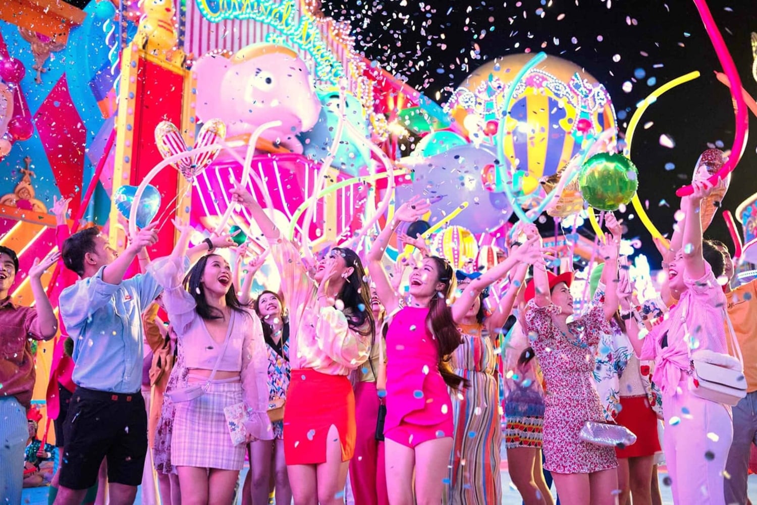 Phuket: Carnivalin taikaesitys ja illallinen