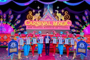 Phuket: Carnaval Magic Show + Dinerbuffet