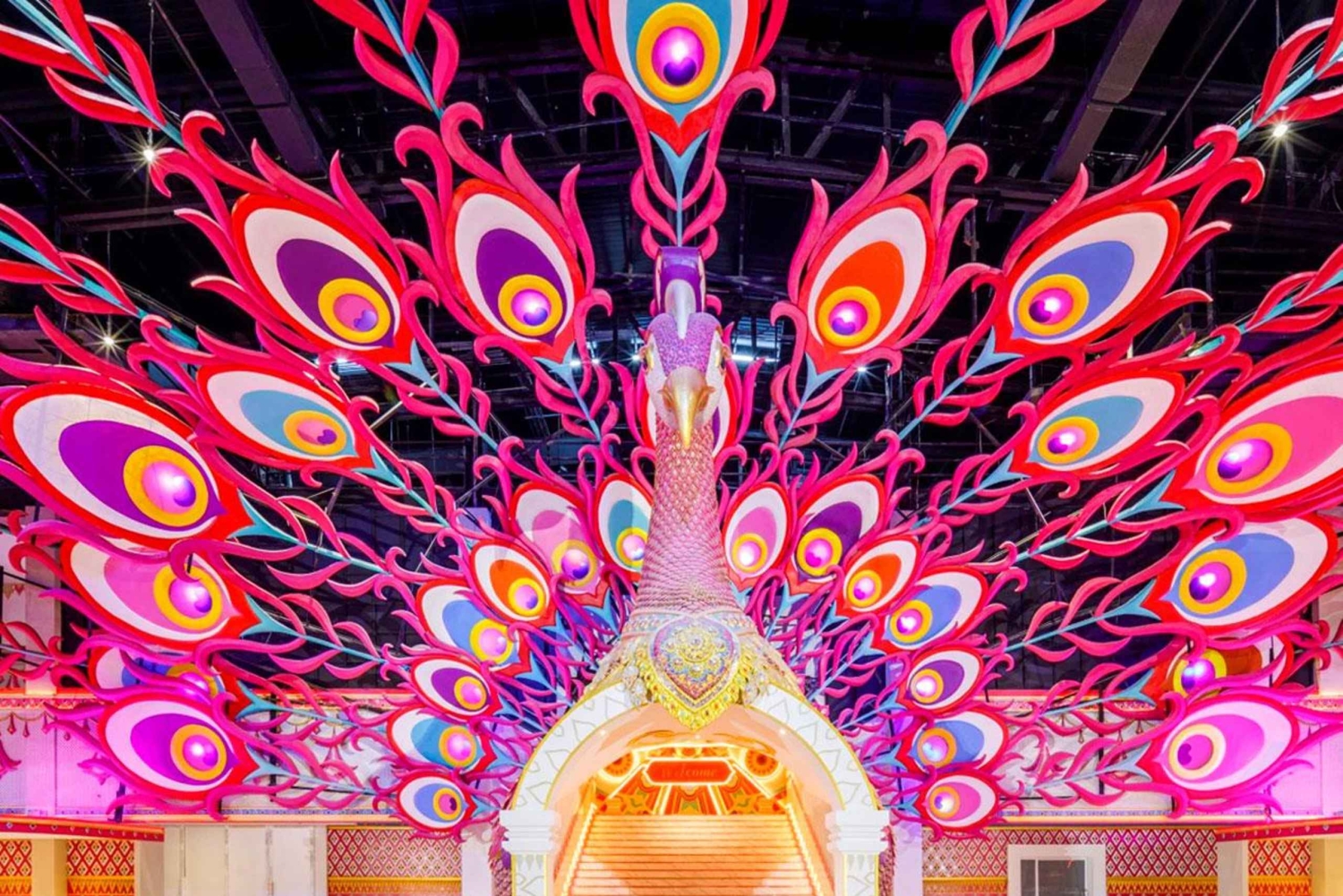 Phuket: Parque temático Carnival Magic e experiência de espetáculo