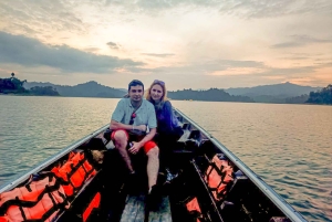 푸켓: 코끼리 데이 케어와 함께하는 츄란 호수 하룻밤