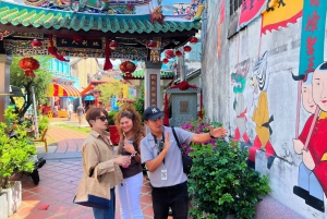 Phuket: Stadsvandring och matlagningskurs med Phothong Ride