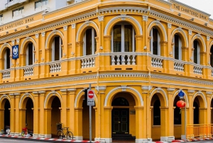 Phuket: Stadsvandring och matlagningskurs med Phothong Ride