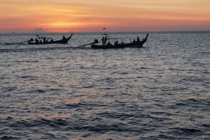 Phuket: Sonne & Sonnenuntergang kombiniert mit Schnorcheln und Schwimmen