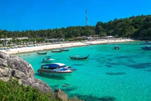 Phuket: Korallit ja Racha-saaret -jahdttretki lounaalla