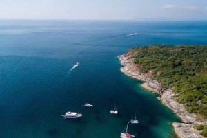 Phuket: Korallit ja Racha-saaret -jahdttretki lounaalla