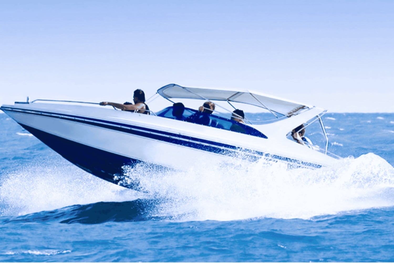 Пхукет: сноркелинг на островах Коралловый и Рача с обедом