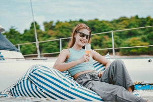 Phuket: Katamarantur med lunsj i korall- og Racha Islands-øyene