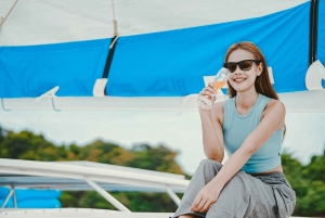 Phuket: Katamarantur med lunsj i korall- og Racha Islands-øyene