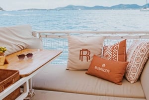 Phuket: Luksusowy rejs katamaranem z zachodem słońca i koralowcami