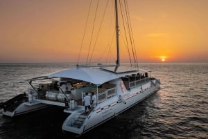 Phuket: Luksusowy rejs katamaranem z zachodem słońca i koralowcami
