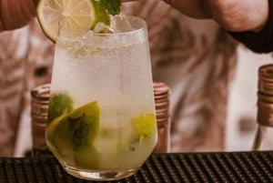 Phuket: Luksusowy rejs katamaranem z zachodem słońca i koralowcami