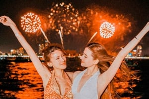 Phuket: Luksusowy rejs katamaranem z zachodem słońca i koralowcami