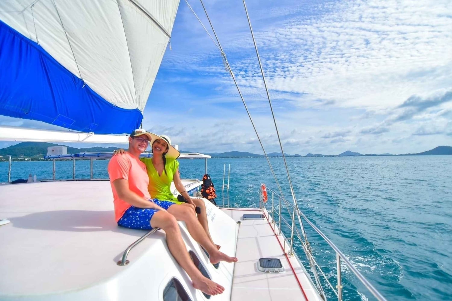 Phuket: Coral Yacht-båttur til Coral Island med solnedgang