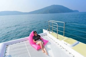 Phuket: Coral Yacht Boat Tour para Coral Island com pôr do sol