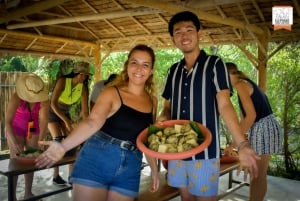 Phuket: Visita de medio día al Santuario de la Selva de Elefantes con comida