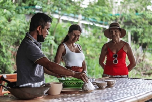 Phuket Elephant Nature Reserve - halvdagseventyr med elefanter