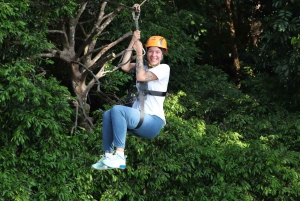 Phuket: Elefanttikylä ja kaupunkikierros köysiradalla ja mönkijällä