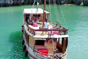 Phuket: Entfliehe den Menschenmassen auf einem entspannten Boot (Schnorcheln)