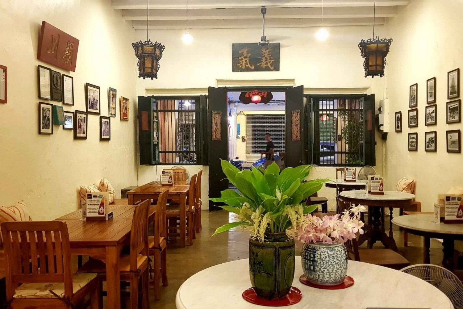 Phuket: Tour gastronômico com guias Michelin e tour pela cidade antiga