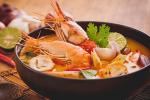 Phuket: begeleide zonsondergangtour met diner op de vismarkt