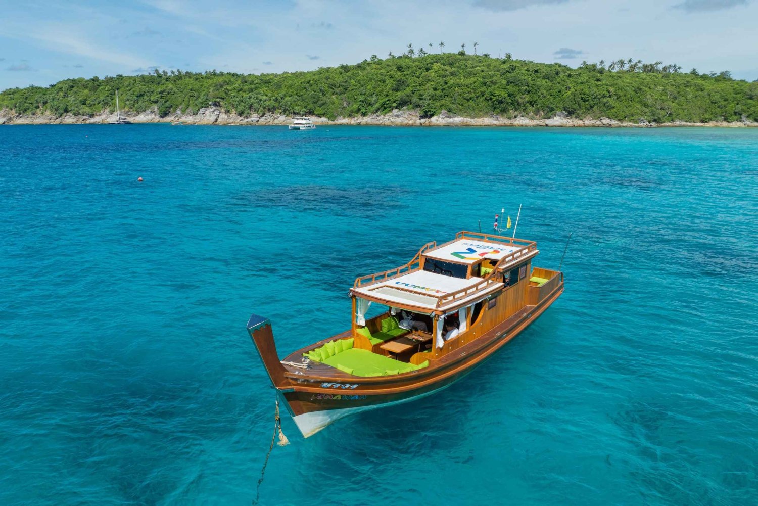 Phuket: Excursión privada de medio día en barco de cola larga con snorkel