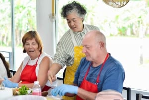 Phuket: Half Day Thai Cooking Experience with Market Tour