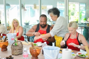 Пхукет: полдня тайской кулинарии с экскурсией по рынку