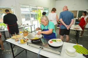 Пхукет: полдня тайской кулинарии с экскурсией по рынку