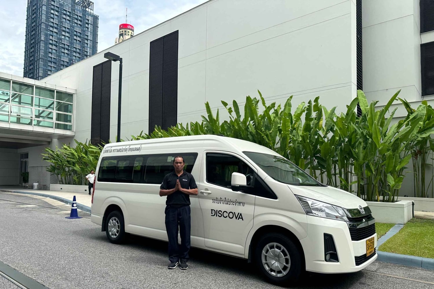 Phuket: Hoteltransport til Phukets lufthavn med varevogn og WiFi