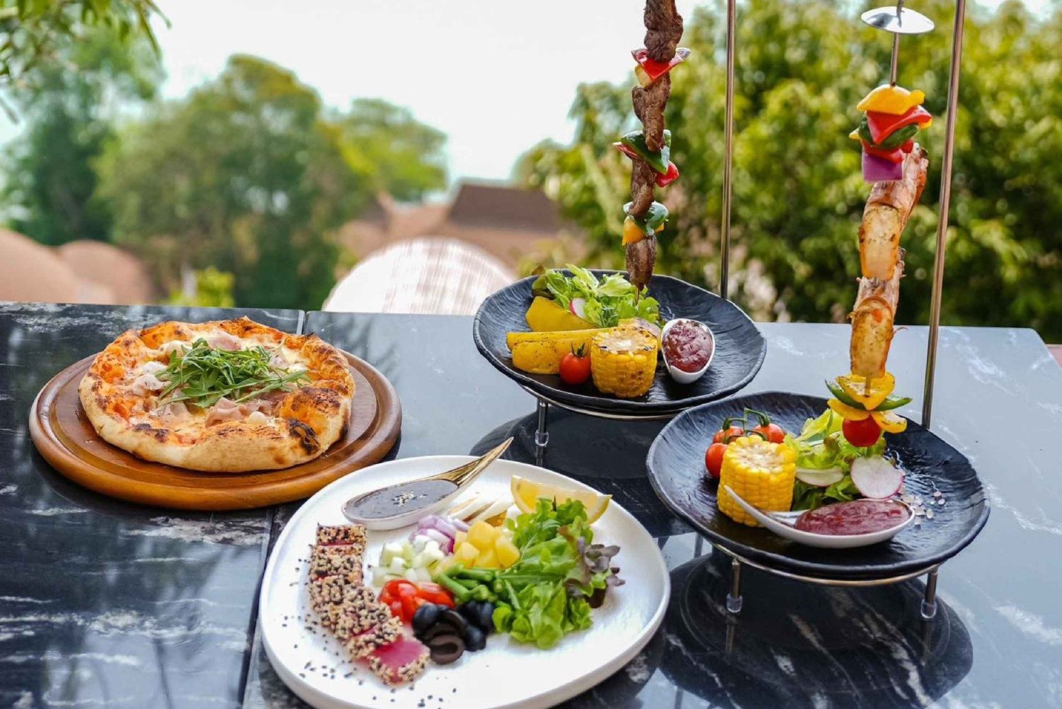 Phuket: Instagrammable Cafes Tour with Hotel Pickup