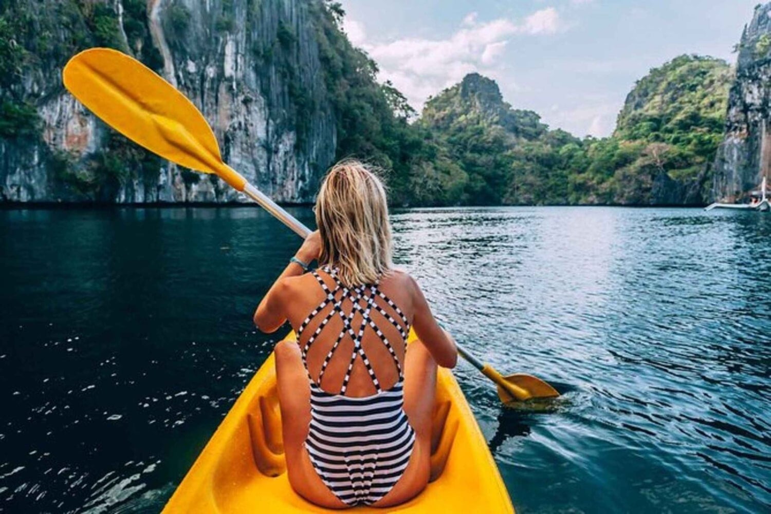 プーケット：ジェームズ・ボンド5島スピードボートツアー（ランチ付き）