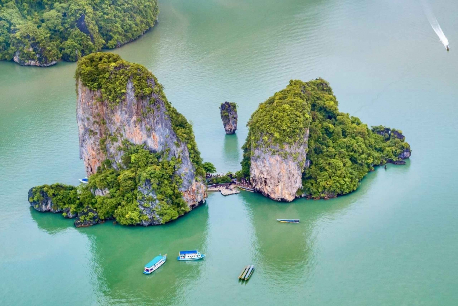 Phuket: James Bond och Khai Islands dagsutflykt med motorbåt