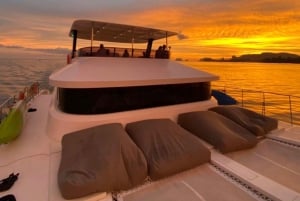 Phuket: James Bond Island Canoeing & Sunset Yacht Dinner