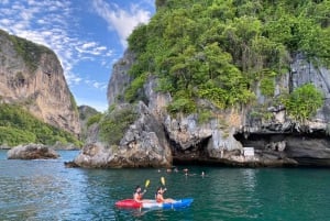 Phuket: James Bond Island Canoeing & Sunset Yacht Dinner