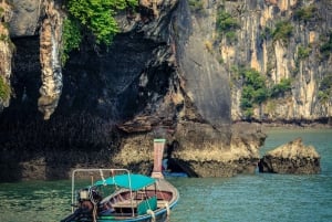 Phuket: James Bond Island Speedboat Tour mit Kanufahren