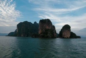 Phuket: Ilha James Bond e Baía Phang Nga em um iate premium