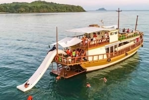 Phuket: Phi Phi, Bamboo & Maithon by Premium Speed Catamaran