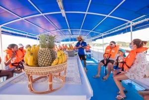 Phuket: James Bond Island mit dem großen Boot und Kanufahren