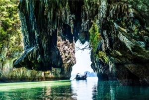 푸켓 롱테일 보트 & 돈 사원으로 떠나는 제임스 본드 아일랜드