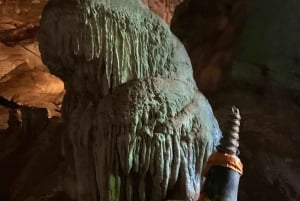 Phuket: James Bond Island med langhalet båd og abetempel