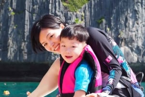 Phuket: rejs łodzią motorową na wyspę Jamesa Bonda z kajakiem i lunchem